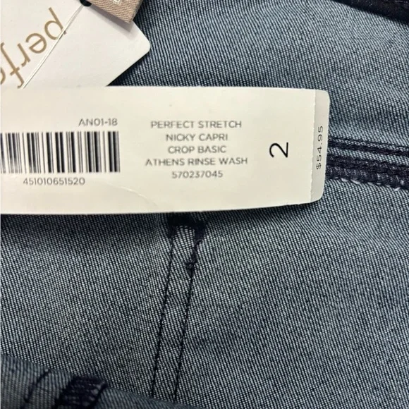 Chico’s Size 2 (large/12)Perfect Stretch Nicky Capri Crop Dark Denim New - Picture 8 of 9